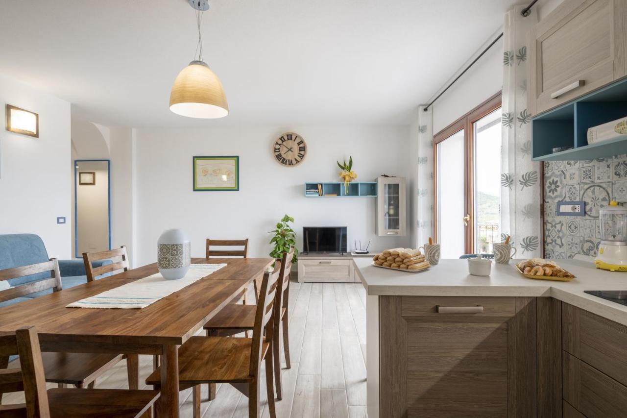 Dolcecasa Apartment Dorgali Bagian luar foto